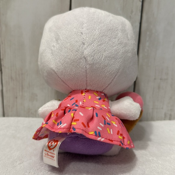 Ty HELLO KITTY plushy - Picture 2 of 4